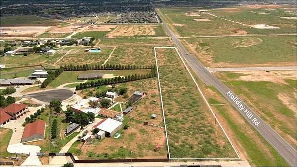 4 Acres of Mixed-Use Land for Sale in Midland, Texas