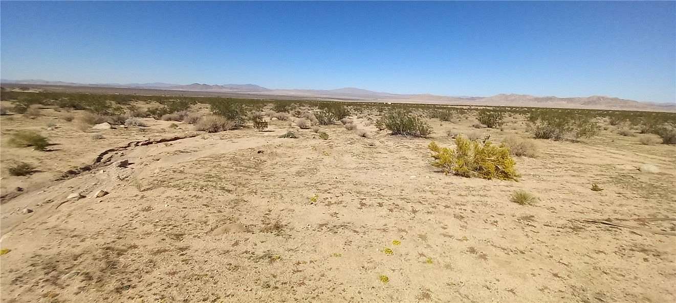 2.5 Acres of Residential Land for Sale in Landers, California