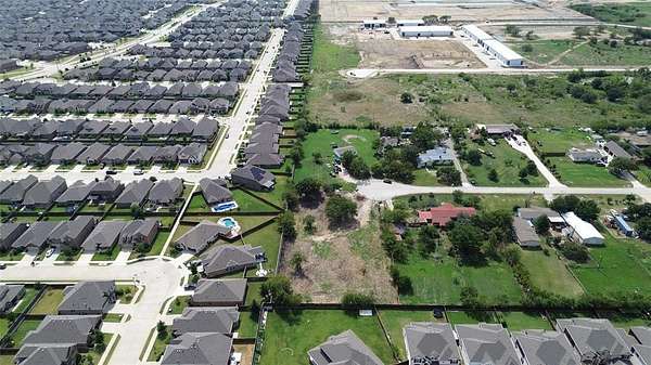 1 Acre of Residential Land for Sale in Aubrey, Texas