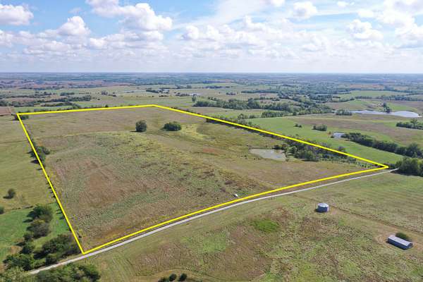 80 Acres of Land for Sale in Hatfield, Missouri