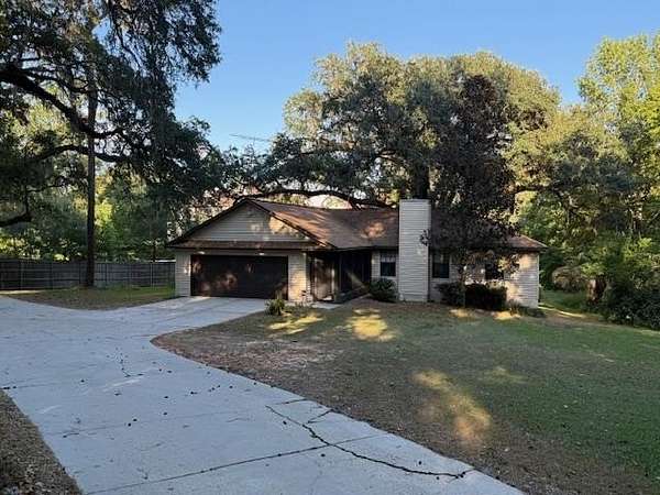 4.56 Acres of Residential Land with Home for Sale in Tallahassee, Florida