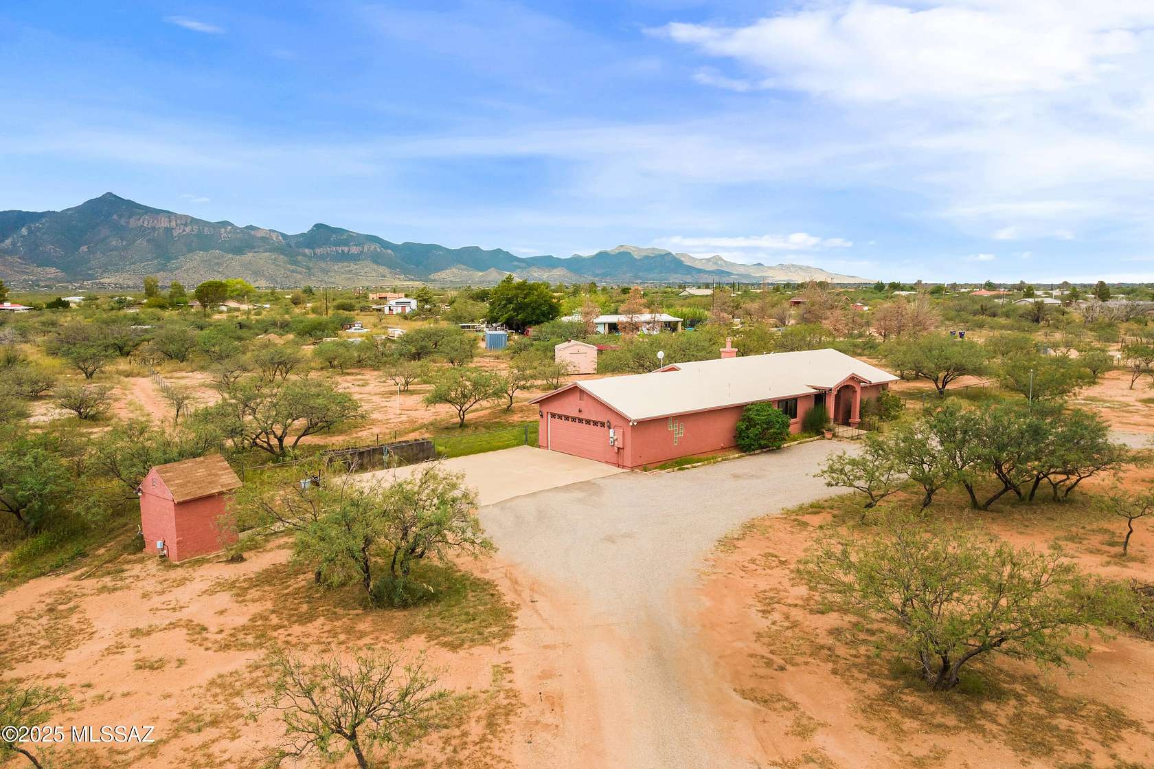 4 Acres of Residential Land with Home for Sale in Hereford, Arizona