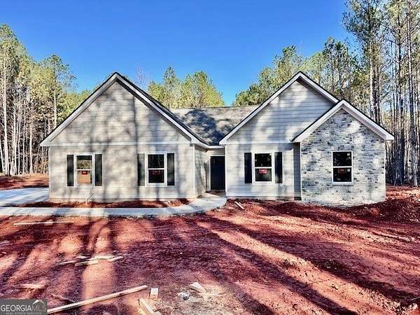 2.43 Acres of Residential Land with Home for Sale in Greenville, Georgia