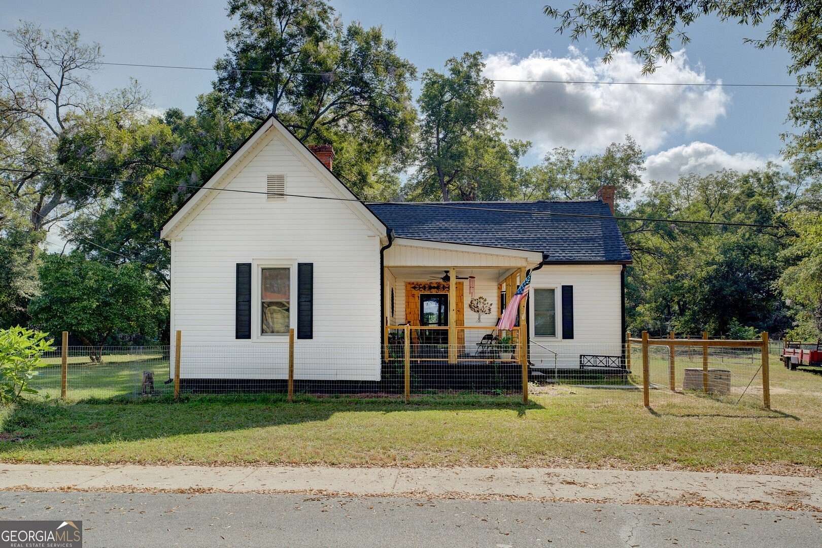 1.78 Acres of Residential Land with Home for Sale in Shady Dale, Georgia