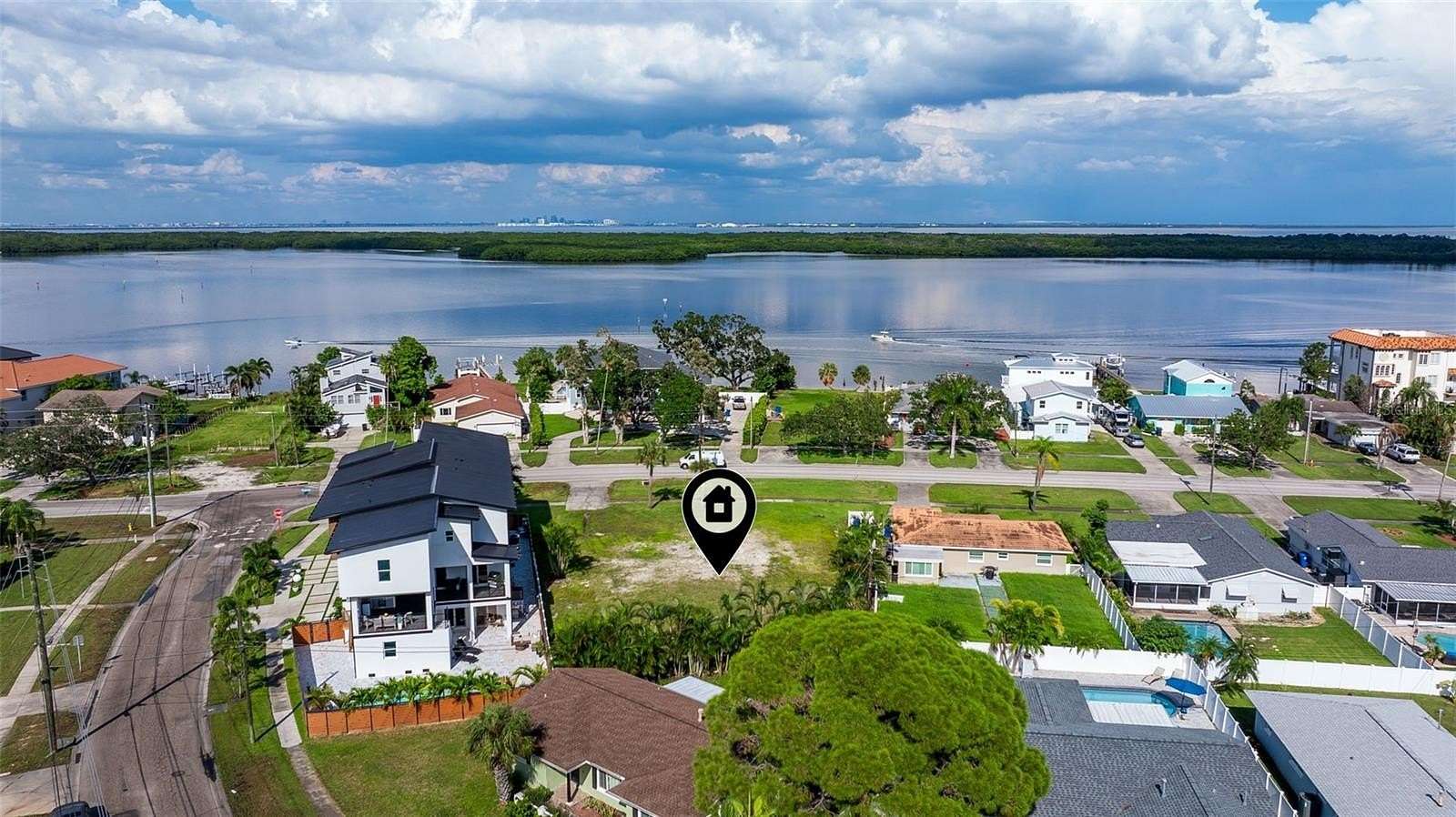 0.36 Acres of Residential Land for Sale in St. Petersburg, Florida