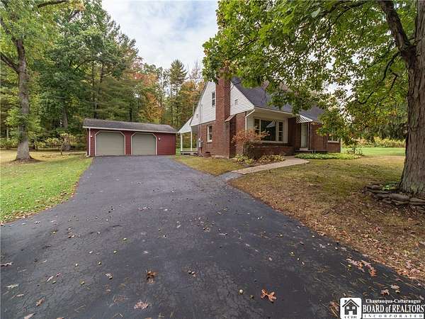 4.5 Acres of Residential Land with Home for Sale in Jamestown, New York