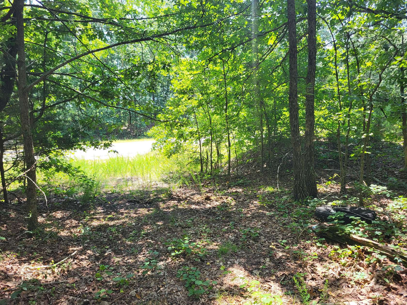 2.5 Acres of Land for Sale in Holladay, Tennessee