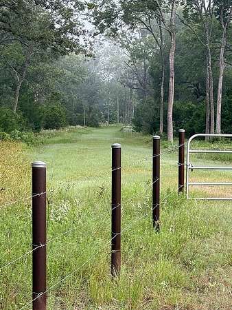 7 Acres of Land for Sale in Cat Spring, Texas