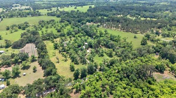 10 Acres of Residential Land with Home for Sale in Monticello, Florida