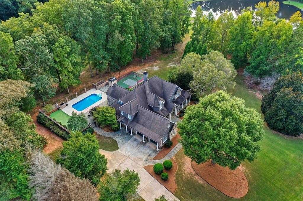 2.78 Acres of Land with Home for Sale in McDonough, Georgia