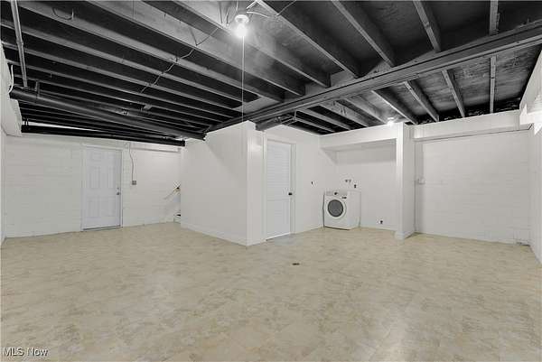 1.5 Acres of Residential Land with Home for Sale in Newbury Township, Ohio