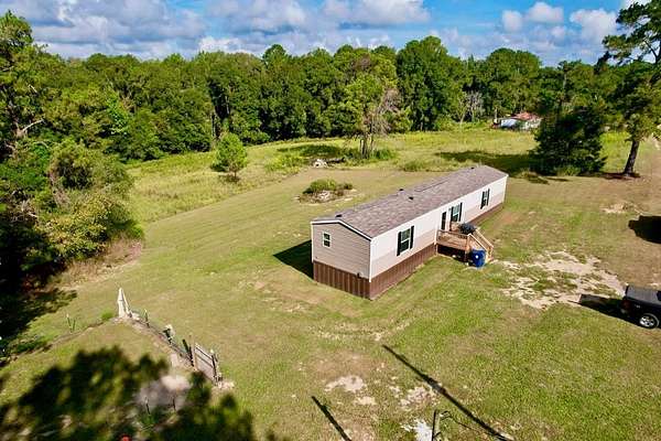 20.6 Acres of Land with Home for Sale in Dothan, Alabama