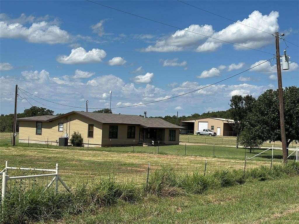 168 Acres of Land with Home for Sale in Bowie, Texas