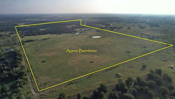 168 Acres of Land with Home for Sale in Bowie, Texas