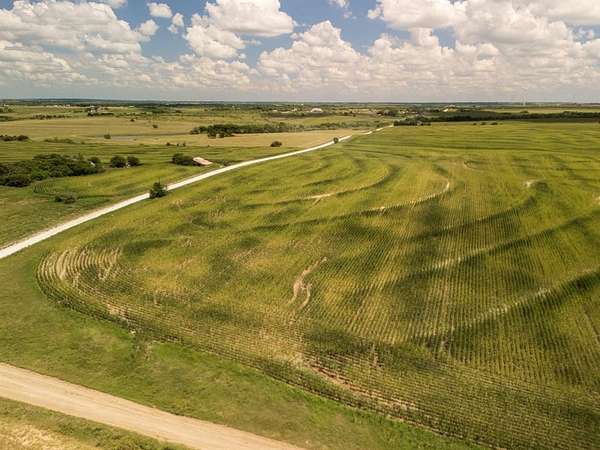 11 Acres of Land for Sale in Hubbard, Texas