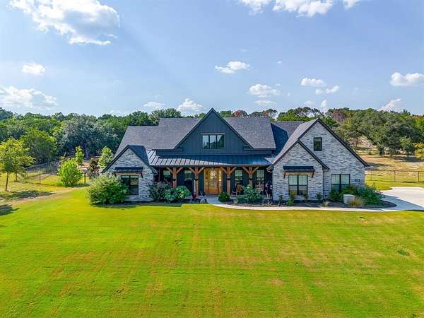 2 Acres of Residential Land with Home for Sale in Weatherford, Texas