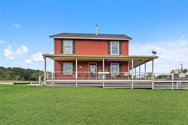 4.46 Acres of Residential Land with Home for Sale in Siloam Springs, Arkansas