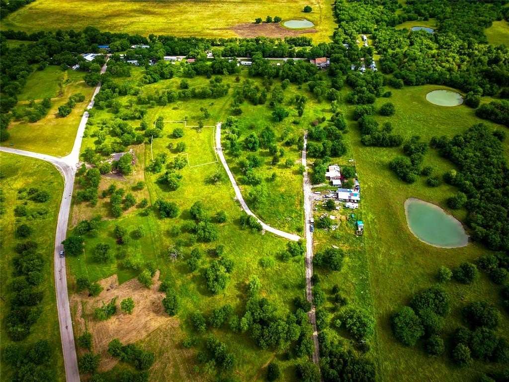 0.88 Acres of Residential Land for Sale in Lone Oak, Texas
