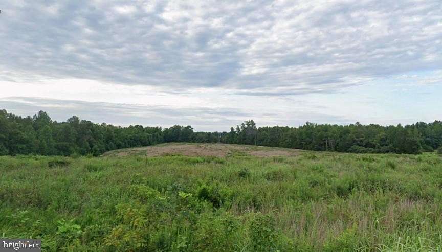 6 Acres of Land for Sale in Green Bay, Virginia