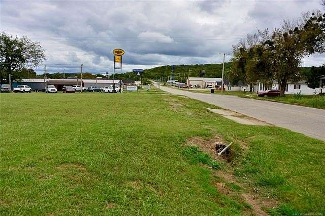 0.48 Acres of Commercial Land for Sale in Henryetta, Oklahoma