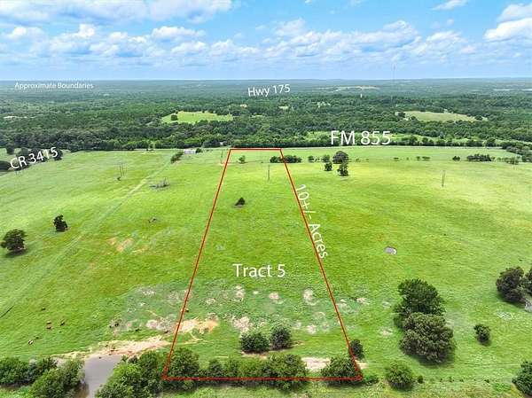 10 Acres of Residential Land for Sale in Jacksonville, Texas
