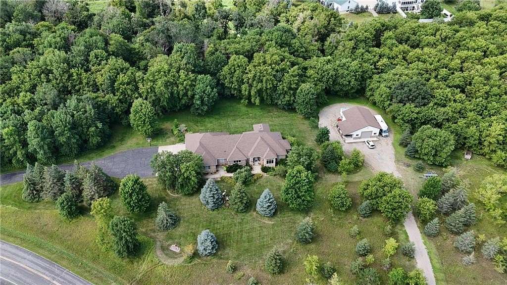 5.19 Acres of Residential Land with Home for Sale in St. Augusta, Minnesota