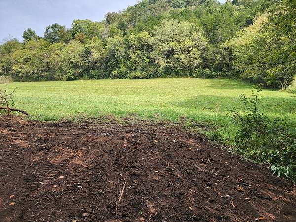 5 Acres of Land for Sale in Whitleyville, Tennessee