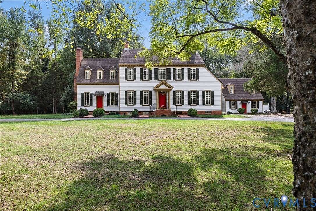 3.38 Acres of Residential Land with Home for Sale in Chester, Virginia