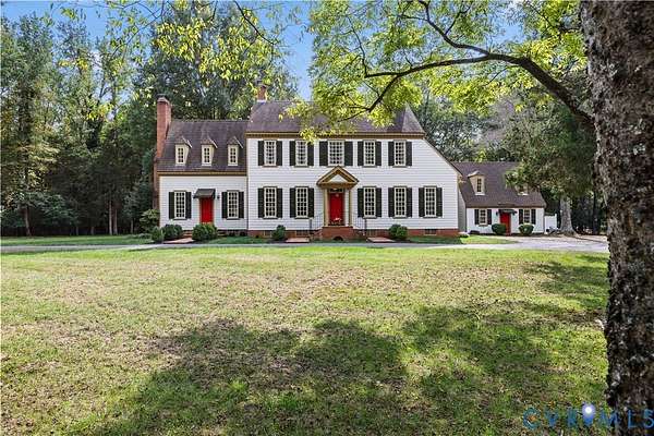 3.38 Acres of Residential Land with Home for Sale in Chester, Virginia