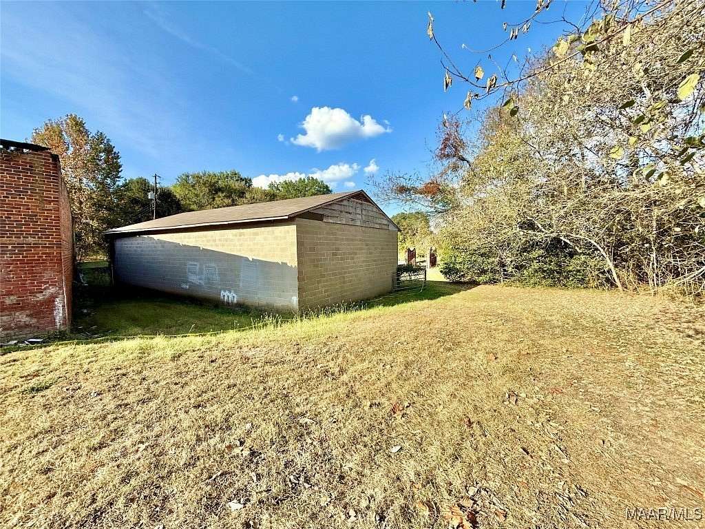 Improved Commercial Land for Sale in Selma, Alabama