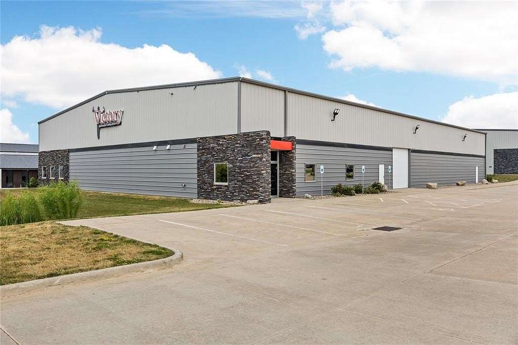 1.58 Acres of Improved Mixed-Use Land for Sale in Marion, Iowa