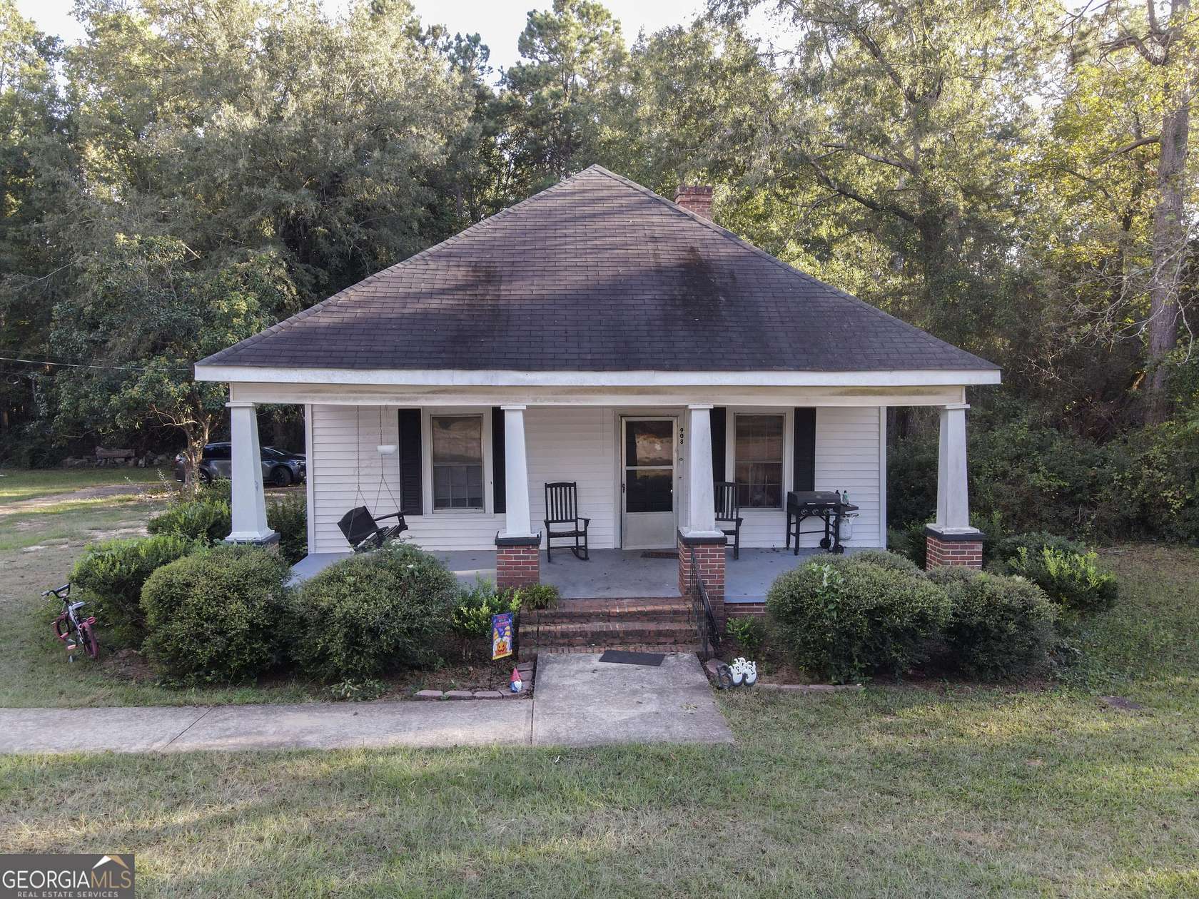 18.5 Acres of Land with Home for Sale in Sandersville, Georgia