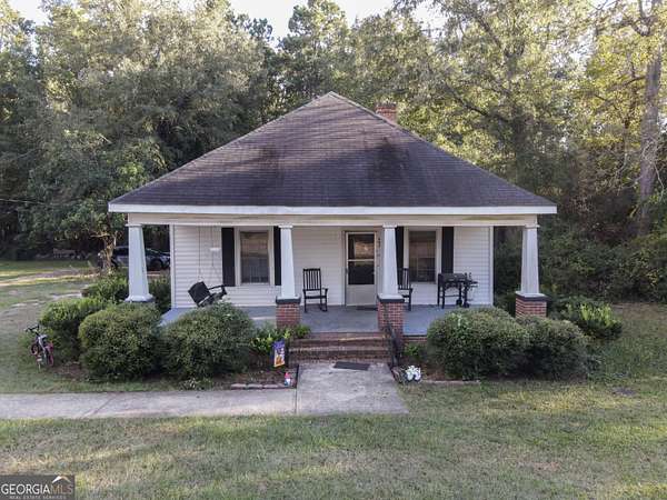 18.5 Acres of Land with Home for Sale in Sandersville, Georgia