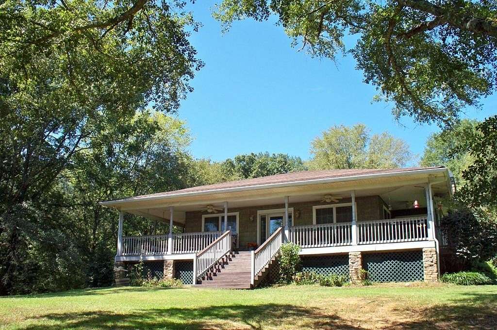 15 Acres of Land with Home for Sale in Buckhead, Georgia