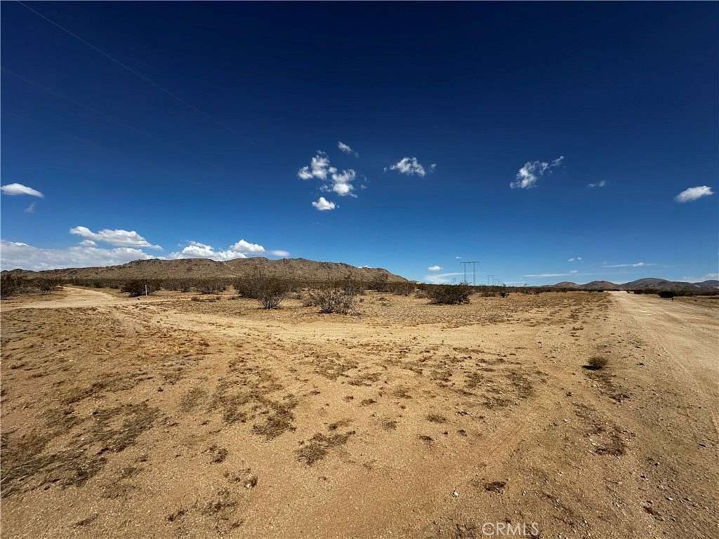 8.62 Acres of Residential Land for Sale in Apple Valley, California