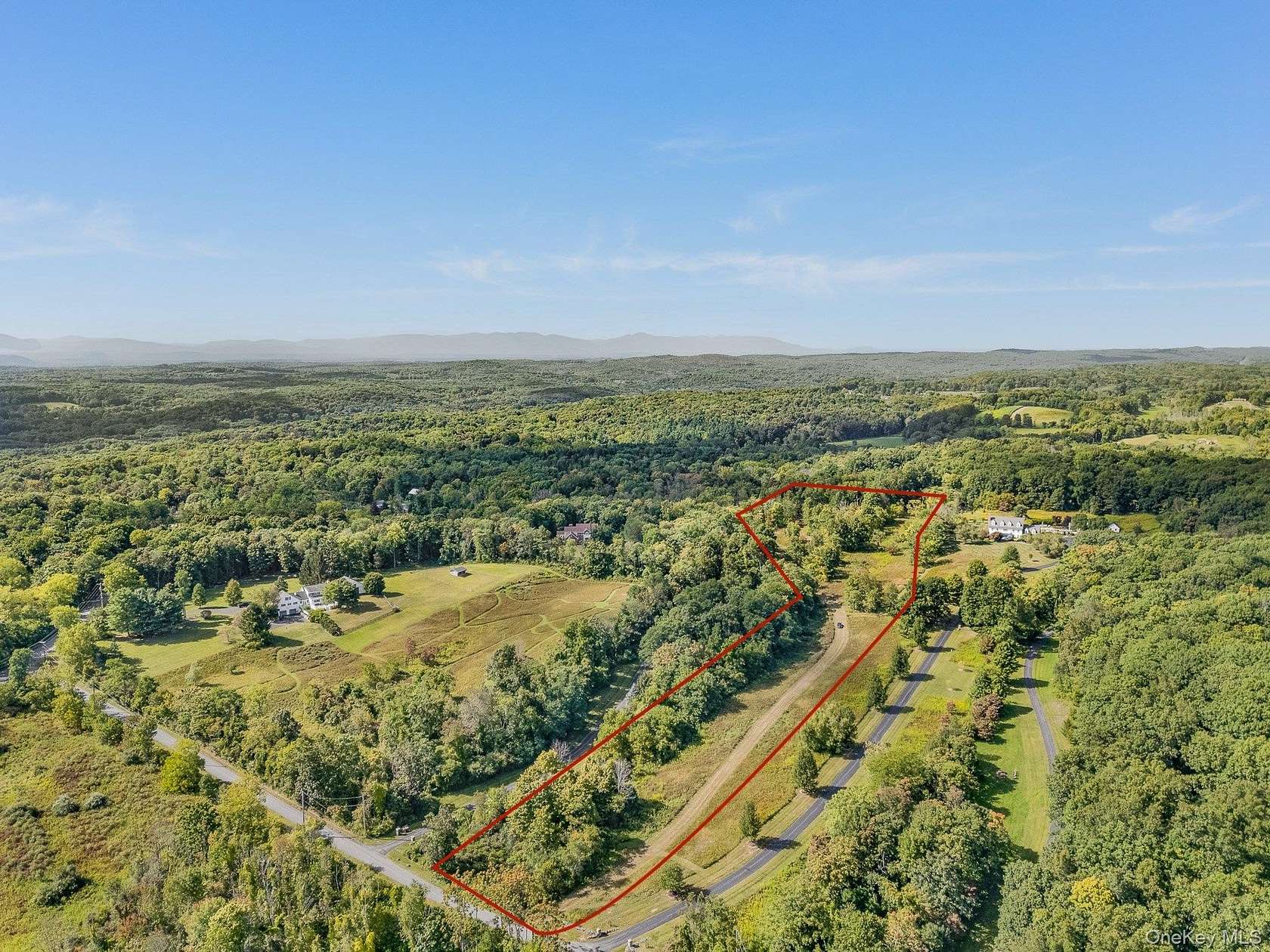 7.45 Acres of Residential Land with Home for Sale in Clinton Corners, New York