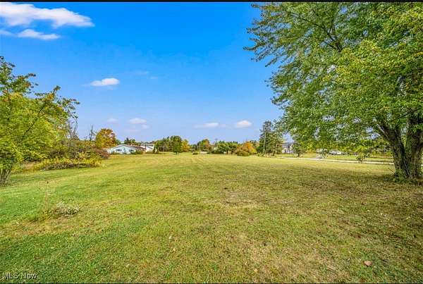 1.5 Acres of Residential Land for Sale in Huntsburg, Ohio