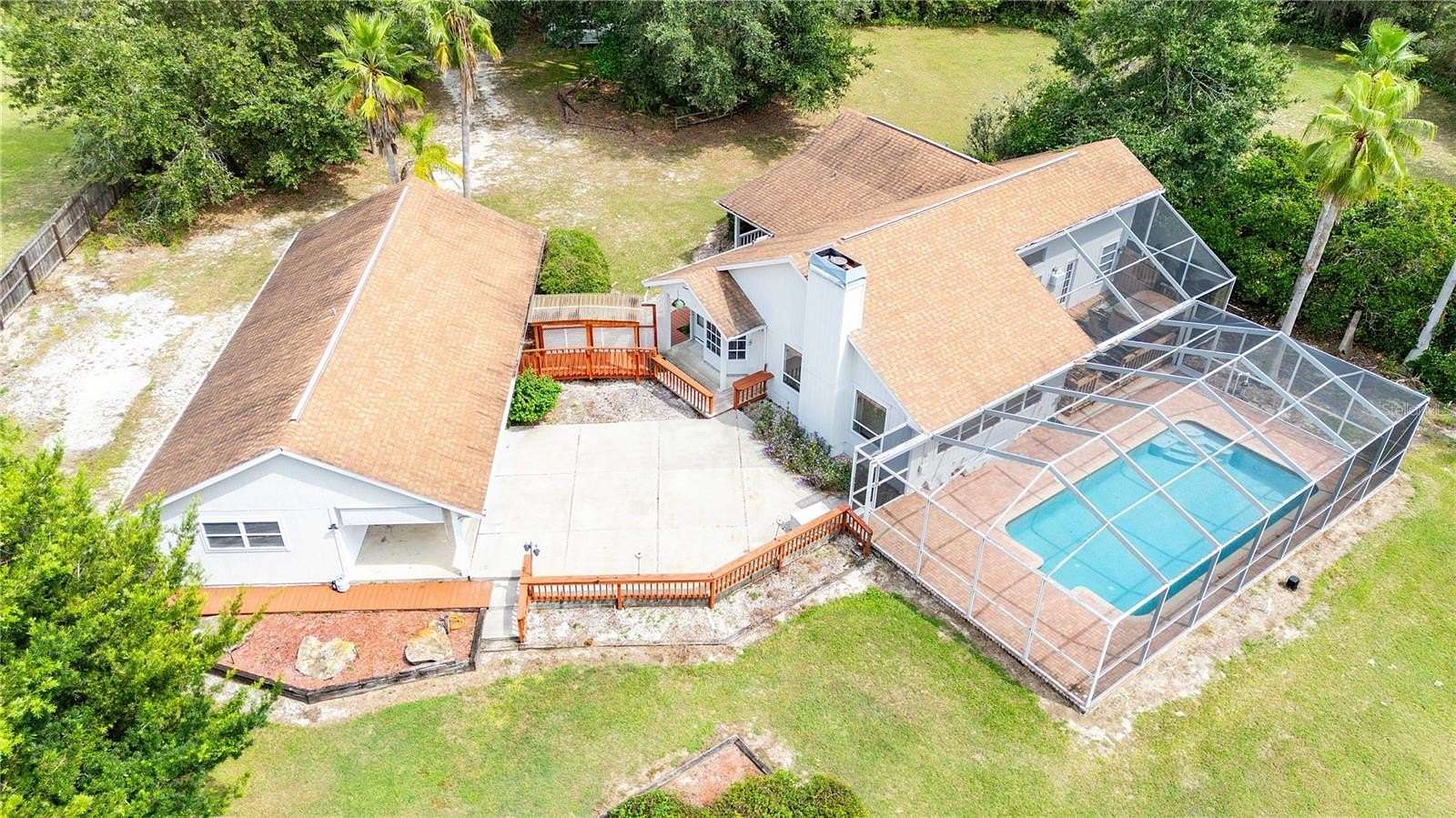 2.1 Acres of Residential Land with Home for Sale in Dade City, Florida