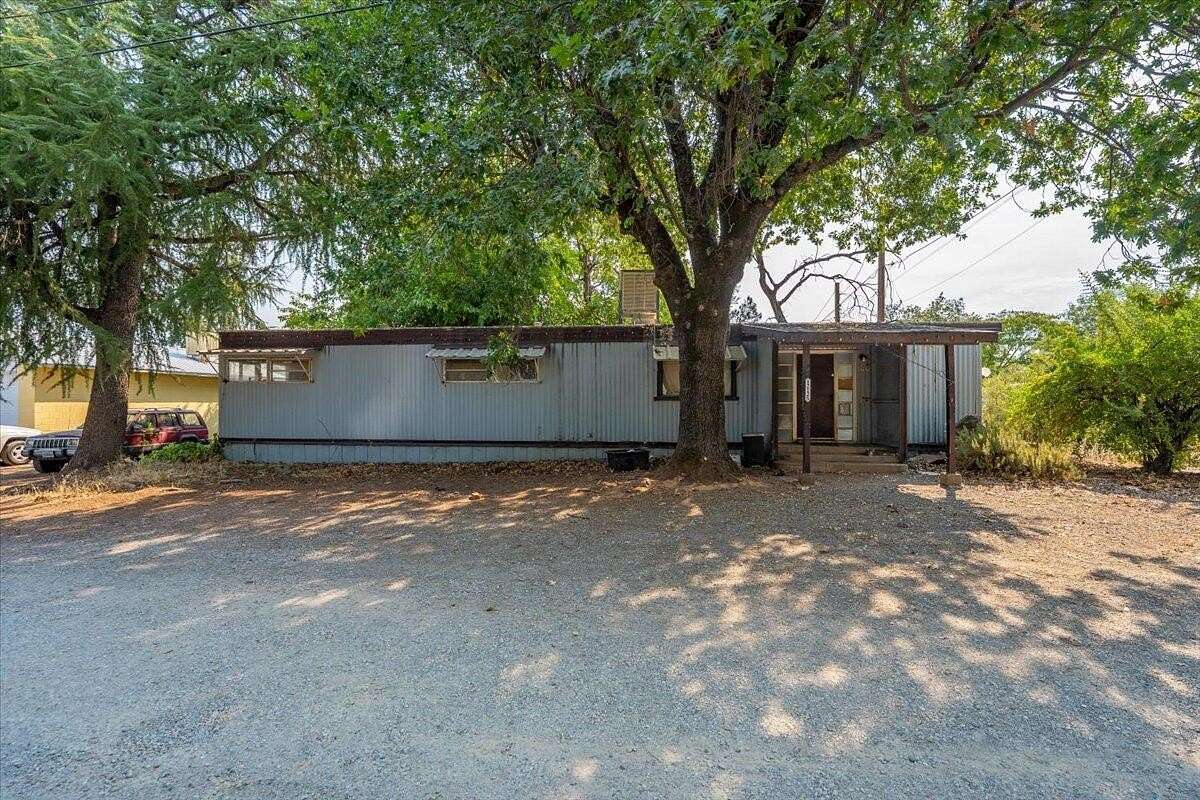 1 Acre of Land for Sale in Redding, California