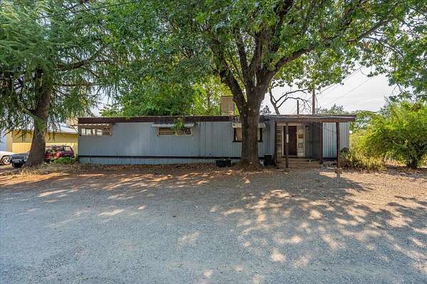 1 Acre of Land for Sale in Redding, California