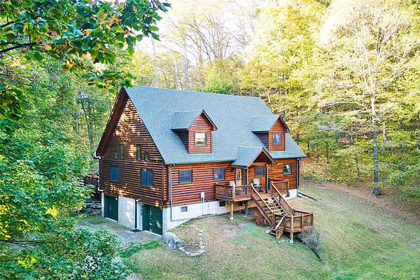 7.49 Acres of Residential Land with Home for Sale in Livingston Manor, New York