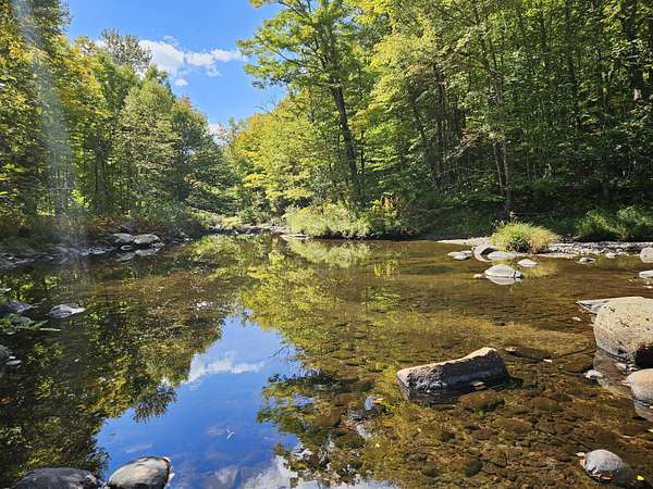 0.25 Acres of Land for Sale in Strong, Maine