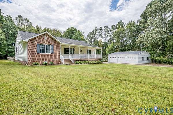 5 Acres of Residential Land with Home for Sale in Amelia Court House, Virginia