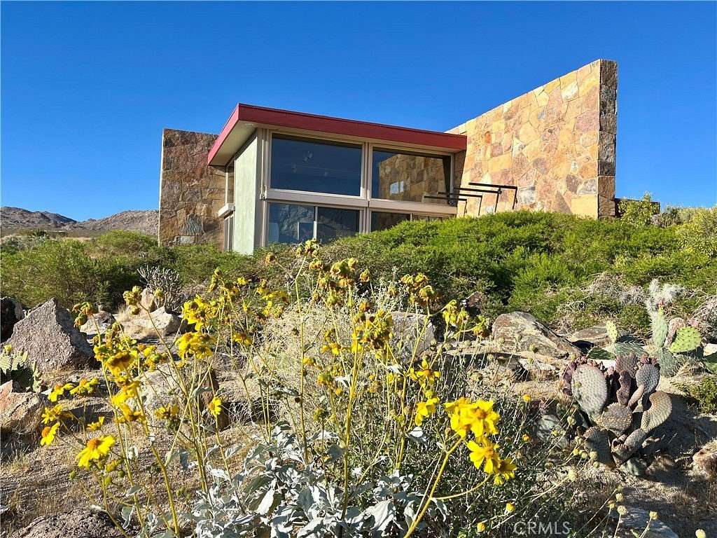 4.23 Acres of Residential Land with Home for Sale in Joshua Tree, California