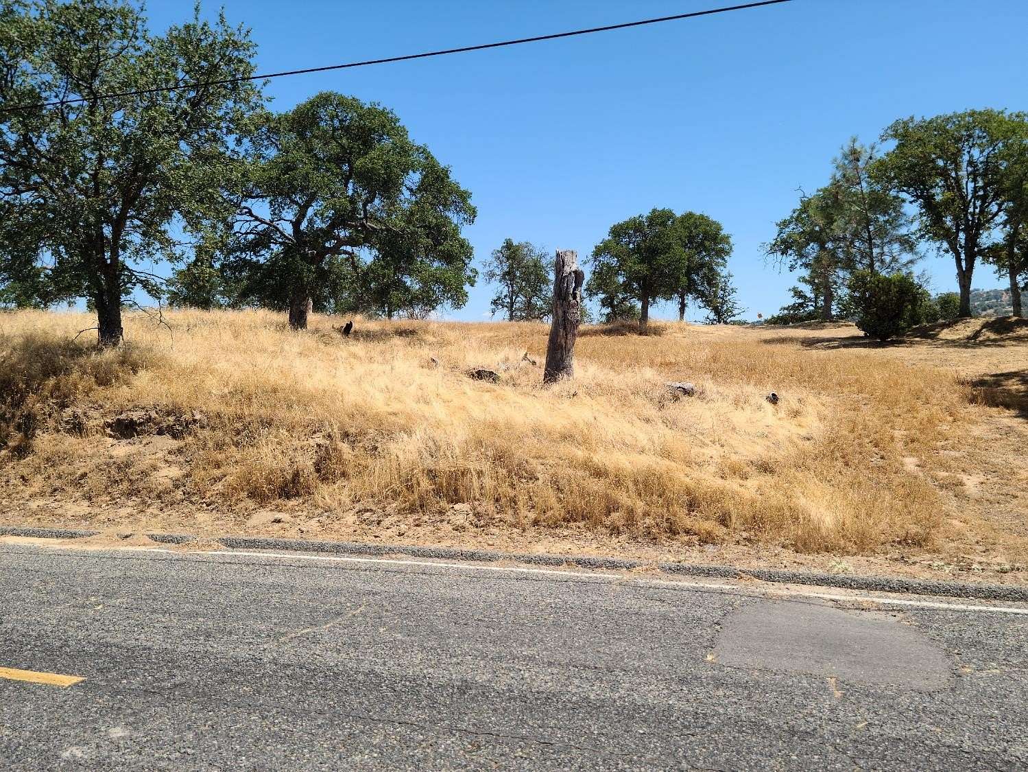 1.17 Acres of Residential Land for Sale in Coarsegold, California