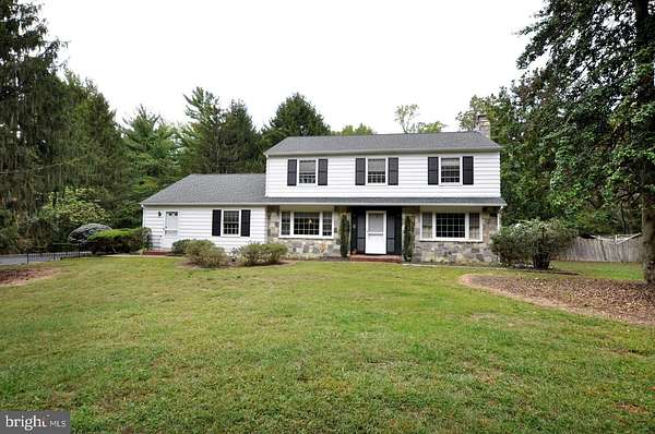 2.66 Acres of Residential Land with Home for Sale in Medford, New Jersey