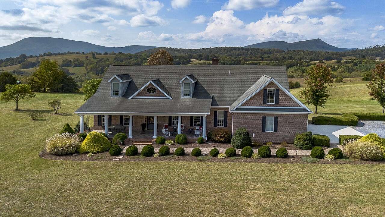 15.4 Acres of Land with Home for Sale in Rockbridge Baths, Virginia