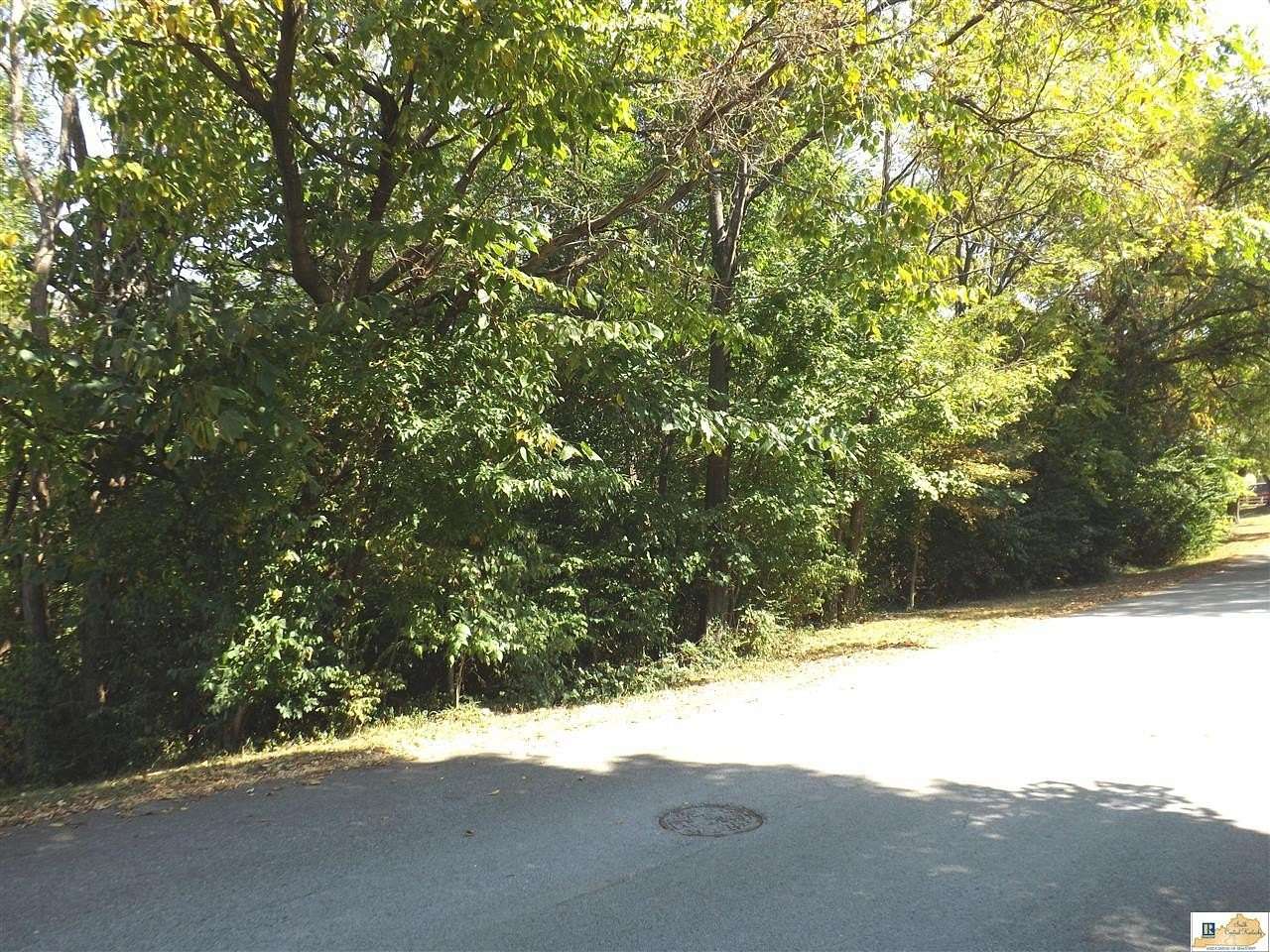 0.96 Acres of Land for Sale in Glasgow, Kentucky