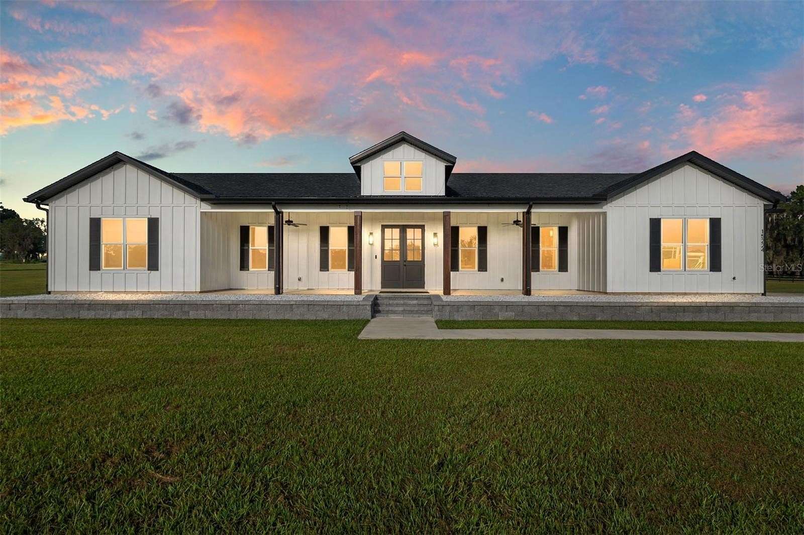 10 Acres of Land with Home for Sale in Reddick, Florida