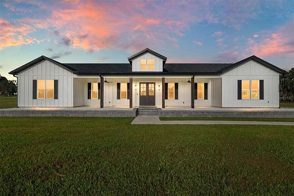 10 Acres of Land with Home for Sale in Reddick, Florida